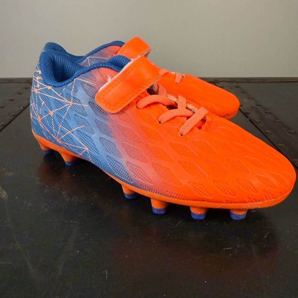 Boy's Orange and Blue Soccer Shoes Hook n loop Size 3